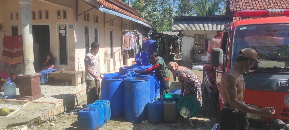 Wilayah Terdampak Kekeringan di Cilacap Makin Meluas, 161 Ribu Liter Air Bersih Sudah Disalurkan 