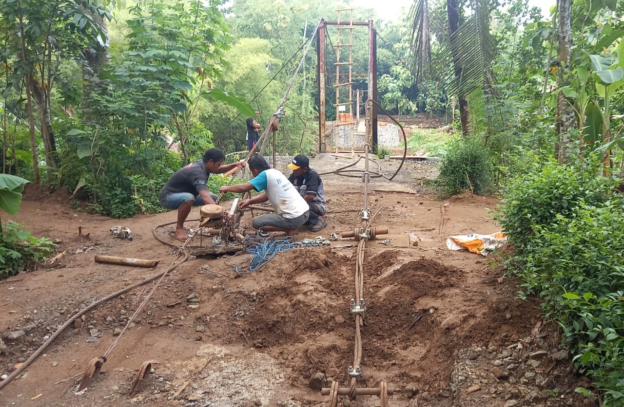 Warga  Desa Ungaran Kebumen Menanti Kejelasan Pembangunan Jembatan Gantung