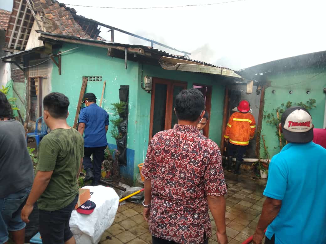 Rumah Terbakar di Kelurahan Kober Purwokerto,  Kerugian Capai Rp 40 Juta