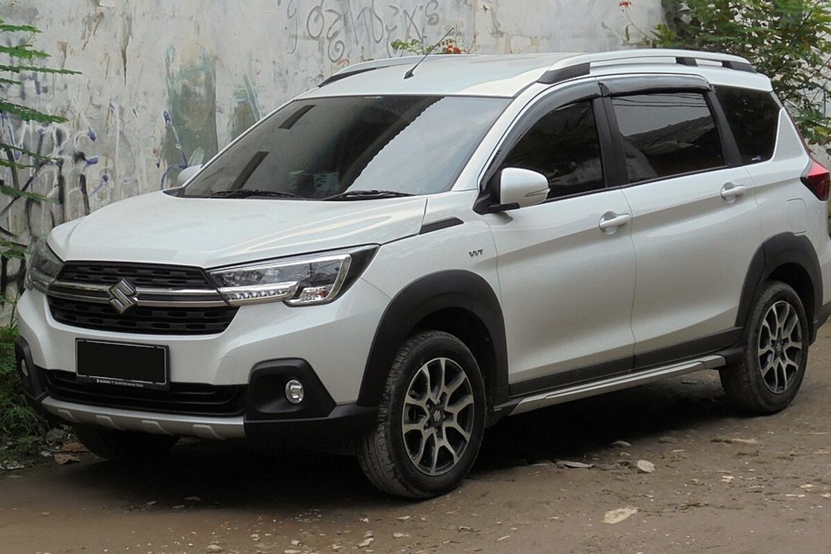 Suzuki XL7 Bisa Kamu Bawa Pulang Mulai Rp890 Ribuan/Minggu, Ini Simulasinya di Adira Finance!