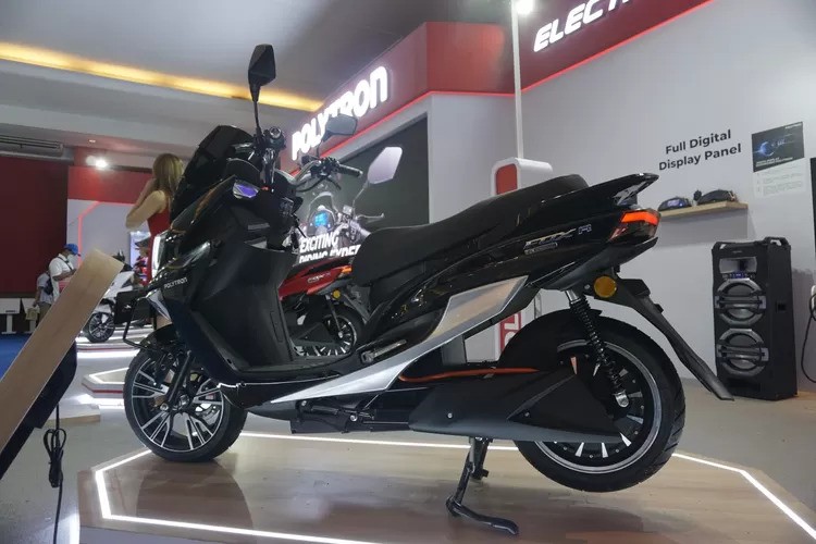  Rekomendasi Motor Listrik dengan Pilihan Warna Gelap Super Cool!