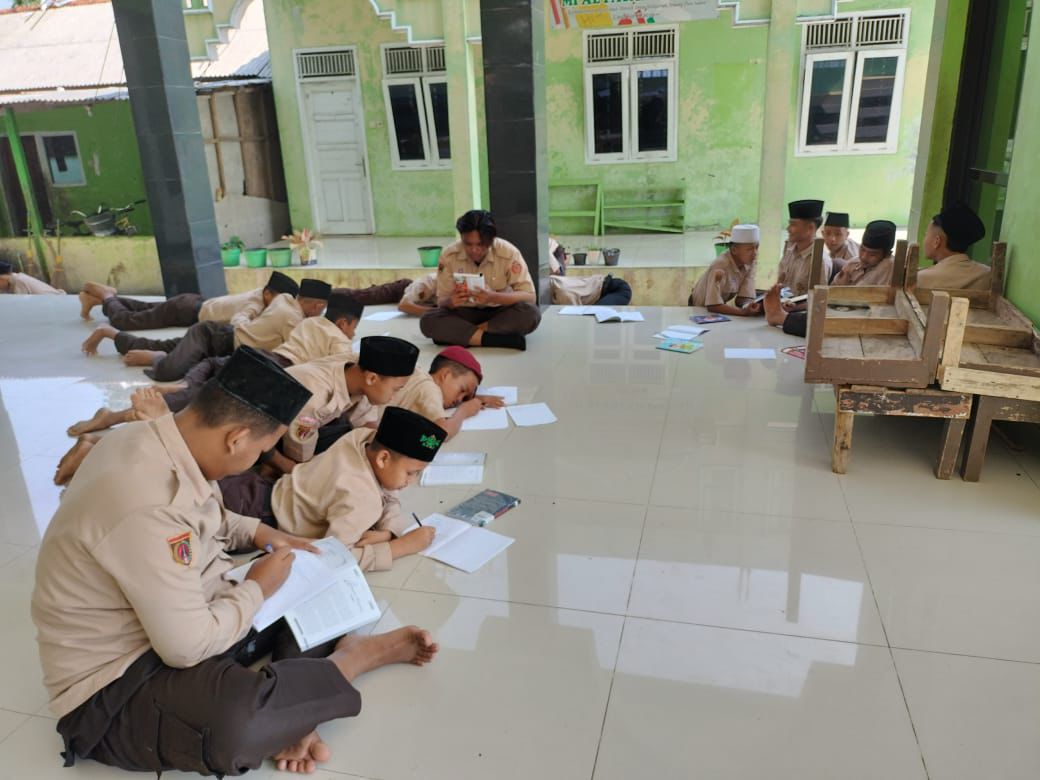 Kesenjangan NPP, Perpustakaan SMP di Kabupaten Cilacap Lebih Banyak Terdaftar Dibanding SD