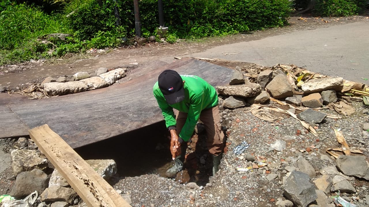 Gorong-gorong Amblas Meluas di Jalur Lingkar Selatan