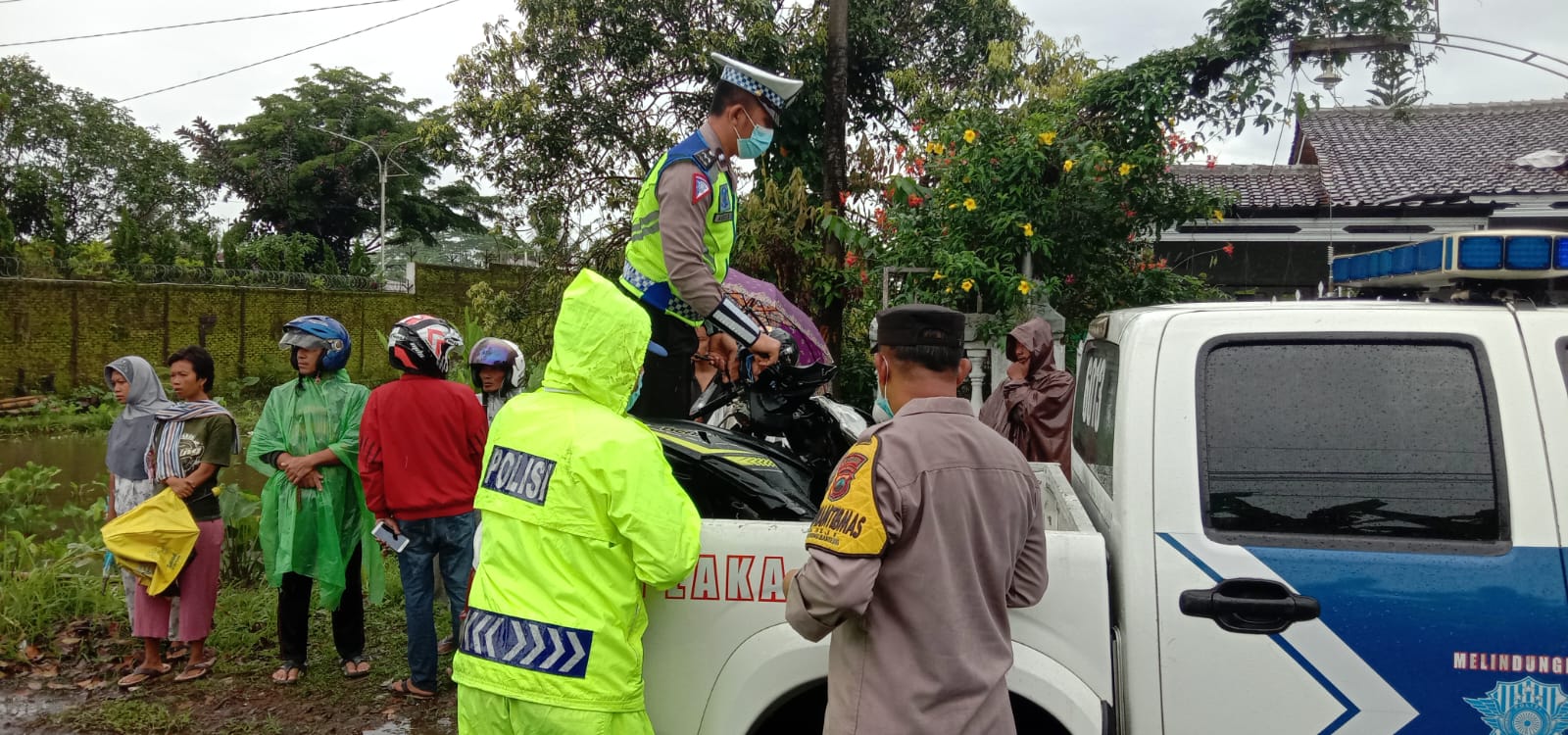 Kecelakaan di Jalan Raya Beji Kompleks Unwiku Purwokerto, Pengendara Motor Tewas Adu Banteng dengan Mobil