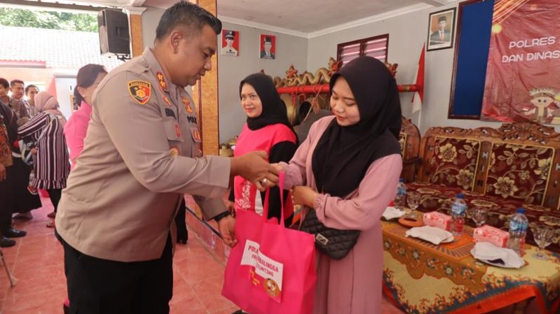 Jumat Curhat, Polres Purbalingga Gelar Peduli Stunting di Kaligondang