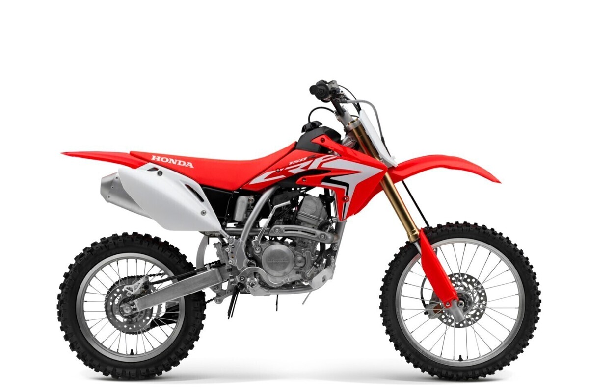 Motor Murah Honda CRF150L dengan Performa Gahar