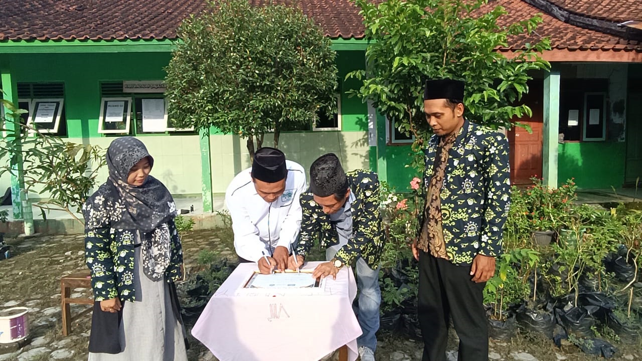 MTs Nurul Yaqin Kebumen Ditetapkan sebagai Madrasah Unggulan