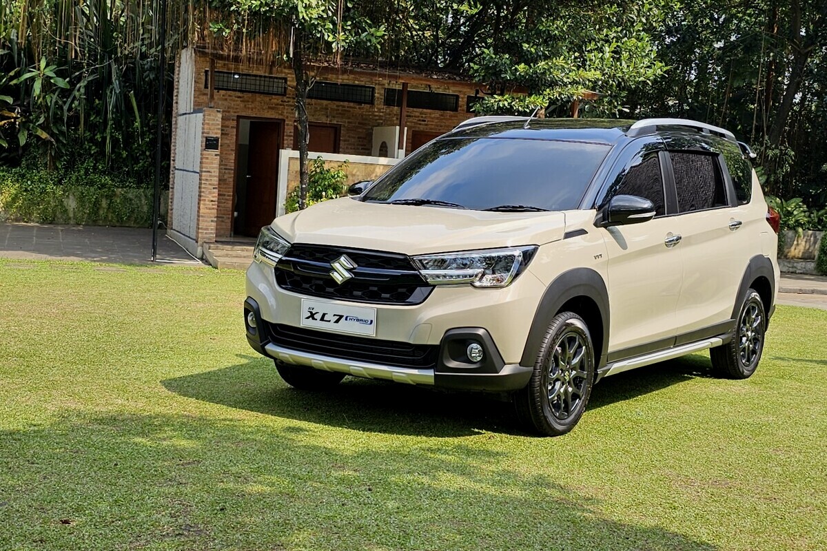 Simulasi Kredit Mobil New Suzuki XL7 Hybrid: Ini Rincian DP dan Cicilan Bulanannya di Adira & BCA