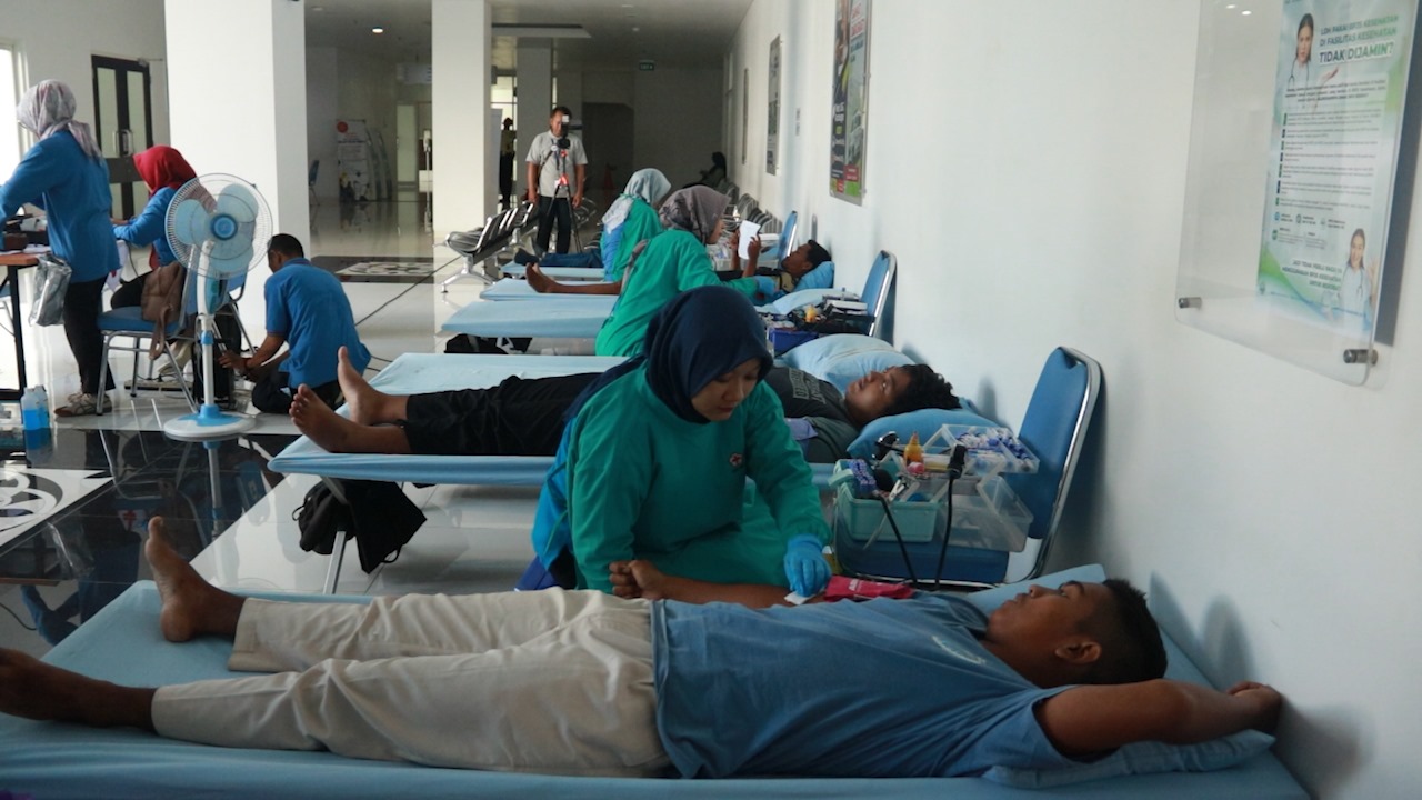 Rayakan HUT ke-4, Rumah Sakit Priscilla Medical Centre Cilacap Gelar Aksi Kemanusiaan