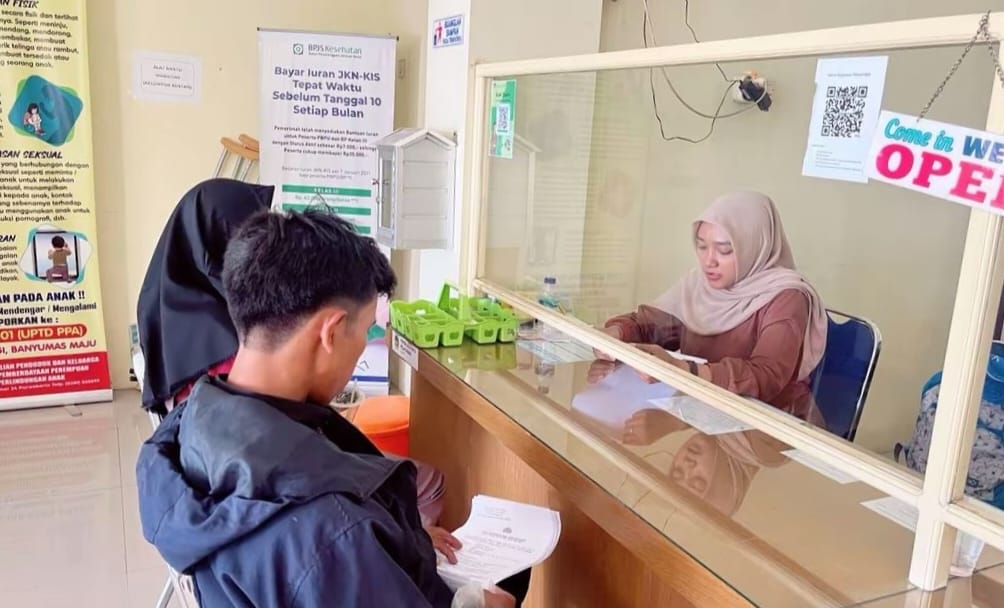 Layanan Adminduk di Banyumas Tetap Berjalan, Warga Urus Dokumen Saat Libur