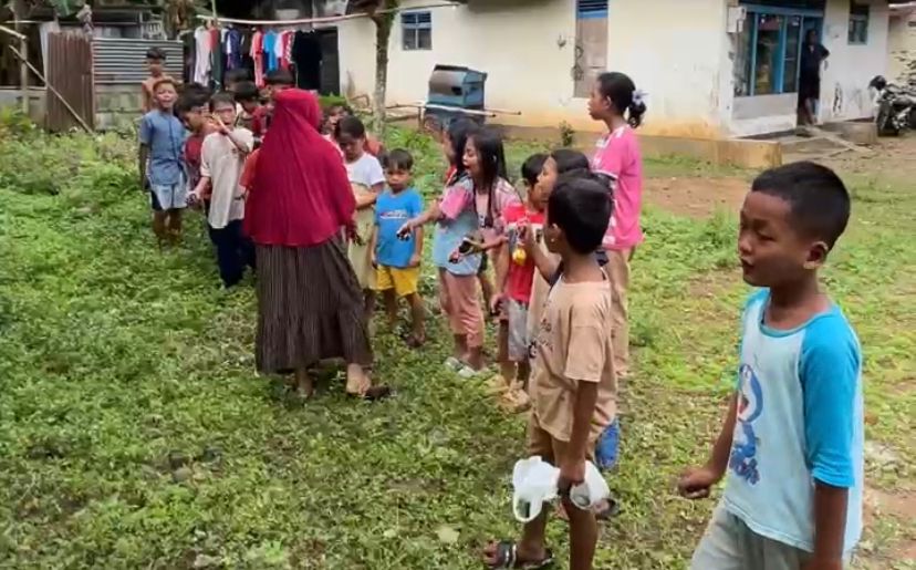 Tradisi Lempar Batu ‘Dempa Dempo’ Masih Hidup di Banyumas