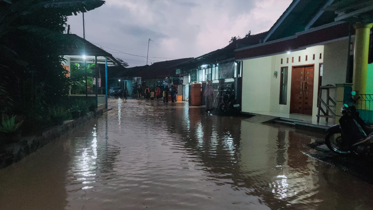 Puluhan Rumah di Majenang dan Cimanggu, Cilacap Tergenang Banjir