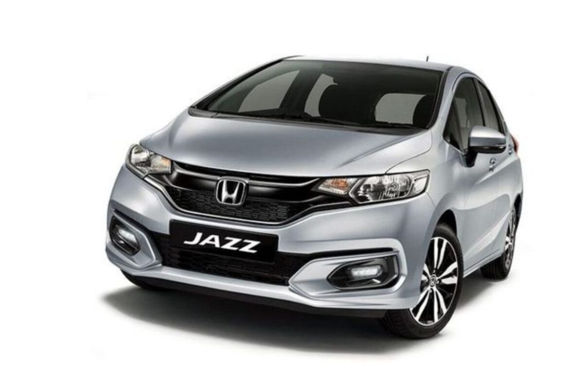 Plus Minus Membeli Mobil Bekas Honda Jazz Generasi Pertama