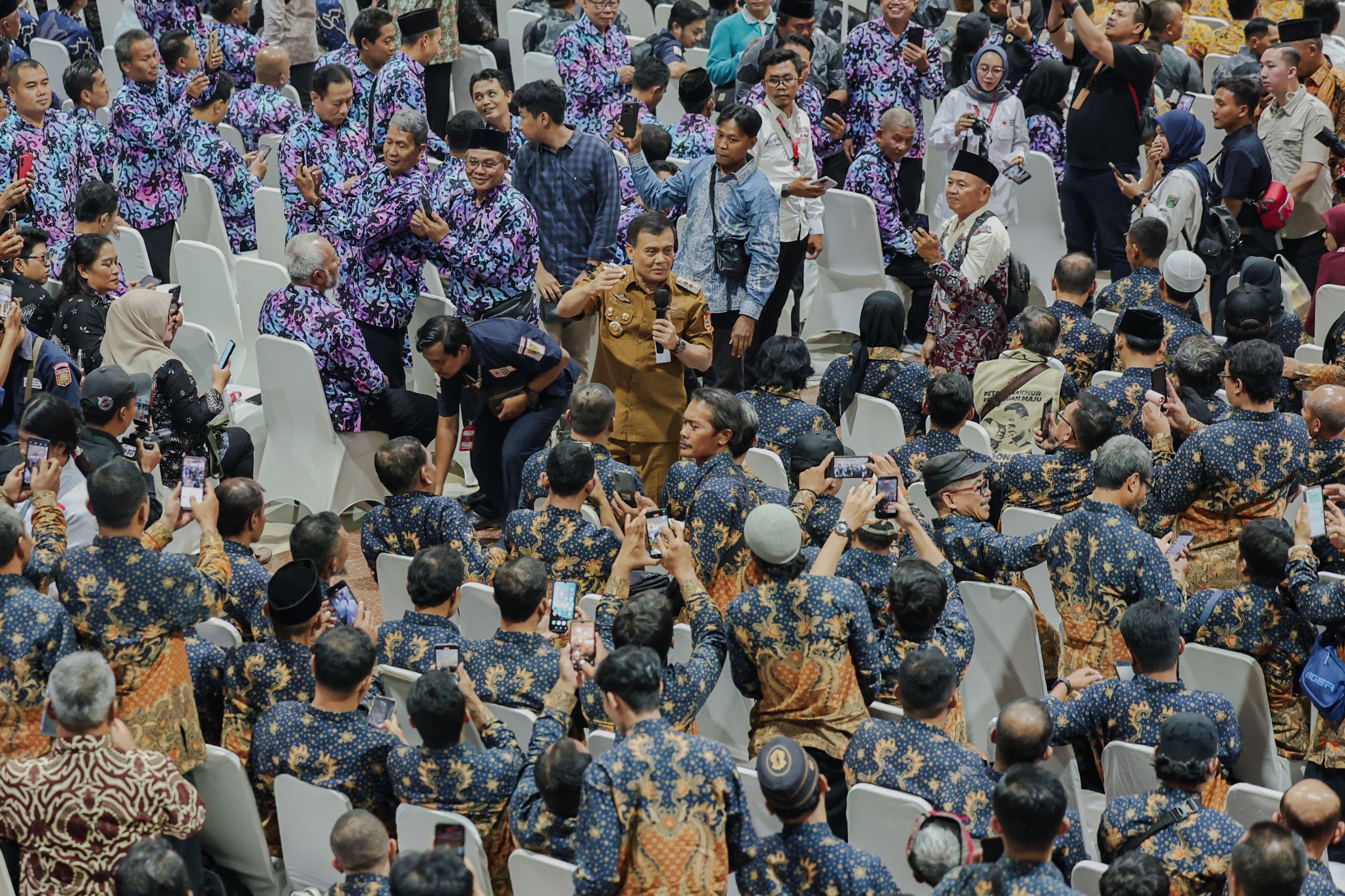 2.347 Pendonor Darah Sukarela Terima Penghargaan, Gubernur Luthfi: Wujud Kepedulian Sosial