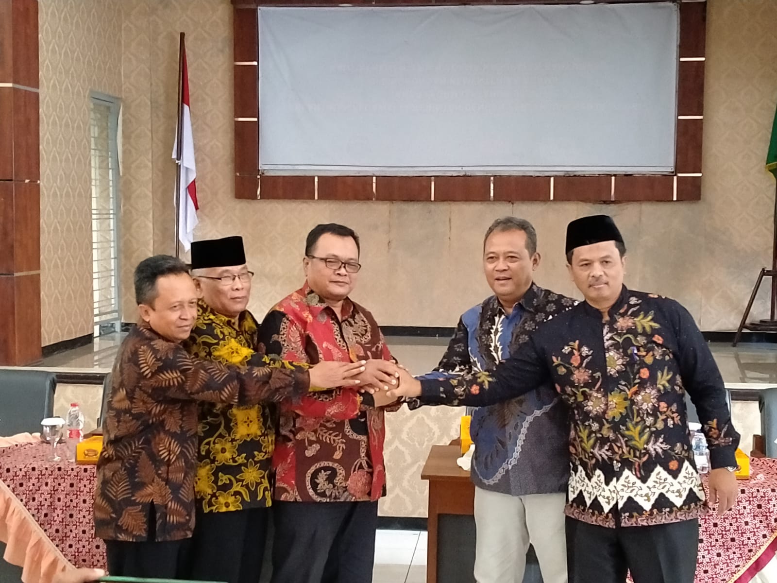 Kantor Kemenhaj dan Umroh Banyumas Jalan Minimalis