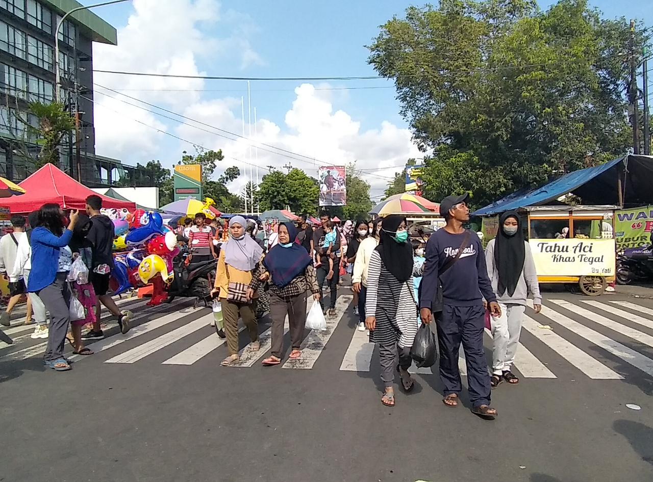 Banyak Ember Cuci Tangan Tidak Disediakan Lagi di Pasar Minggon GOR Satria Purwokerto 