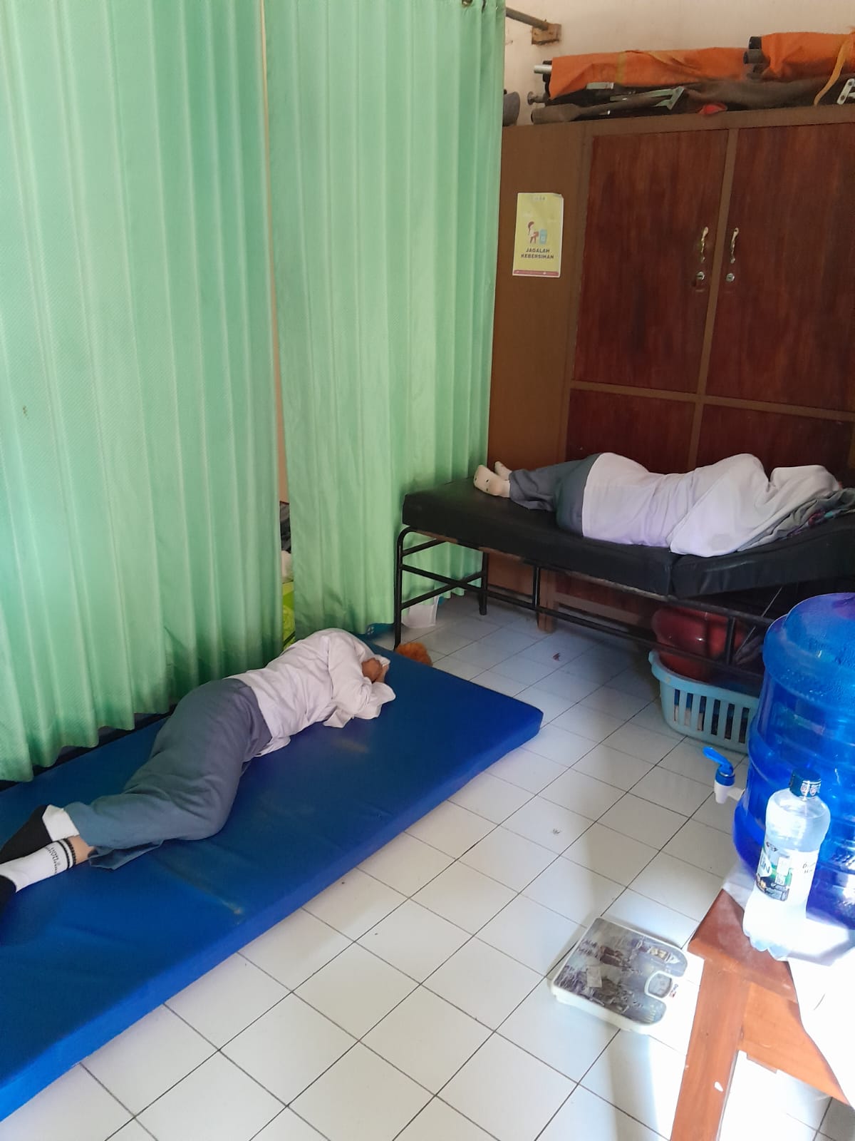 131 Murid MAN 2 Banyumas Alami Keracunan, Diduga Setelah Makan Menu MBG