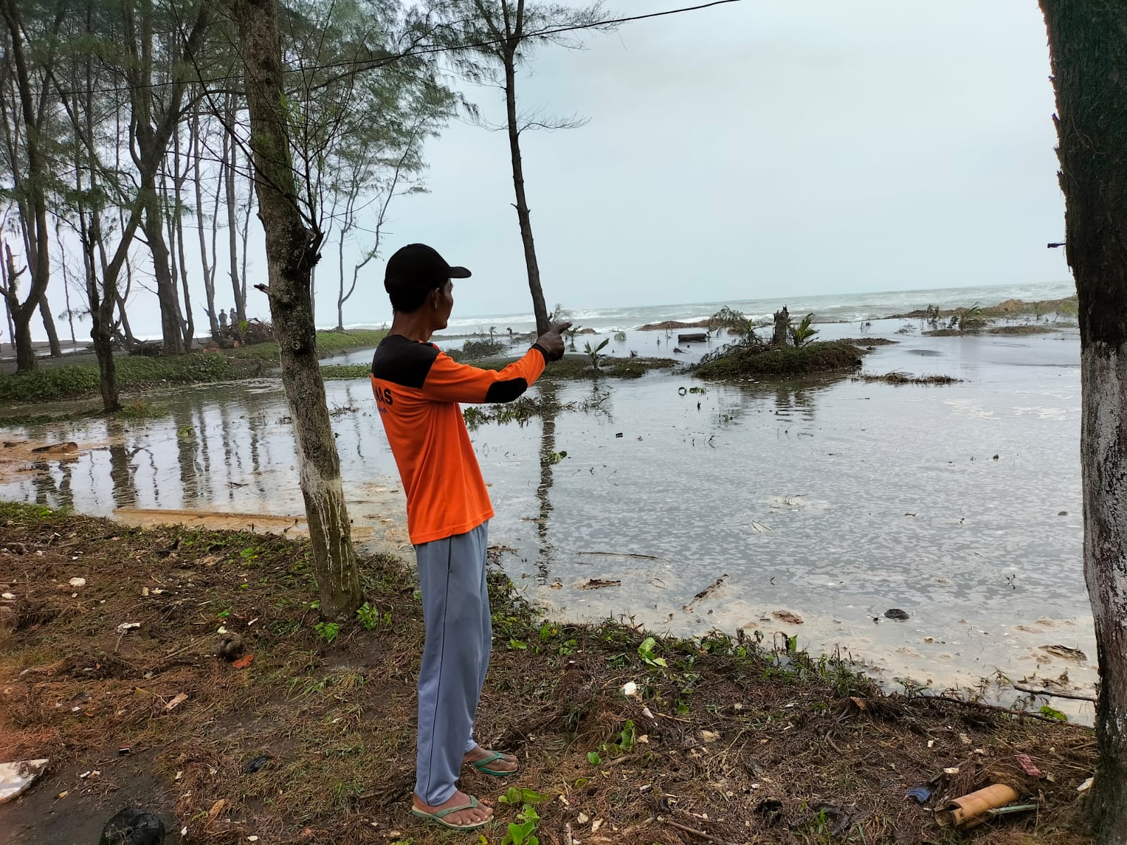 Abrasi di Pantai Sodong Butuh Penanganan Serius