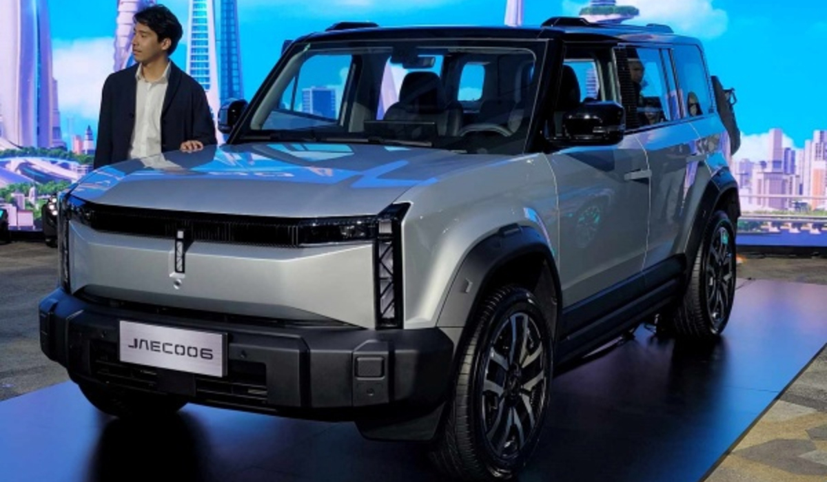 Chery J6 EV, SUV Listrik Tangguh untuk Medan Berat dan Kota