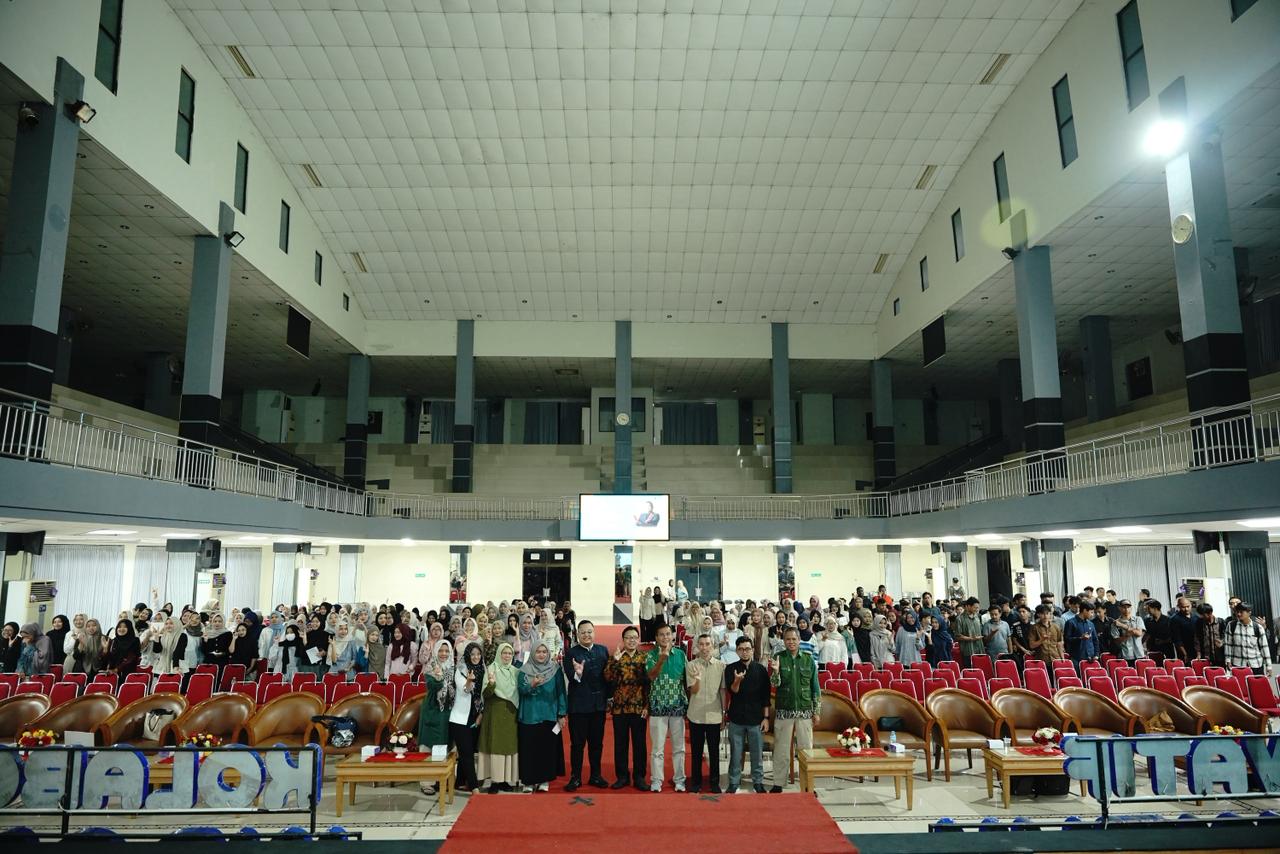 FEB UMP Selenggarakan Kelas Besar Kewirausahaan Promosi Produk untuk Perkuat Jiwa Wirausaha Mahasiswa