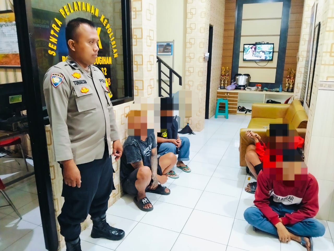 Mabuk di Tempat Umum, Enam Pemuda Diamankan Polisi