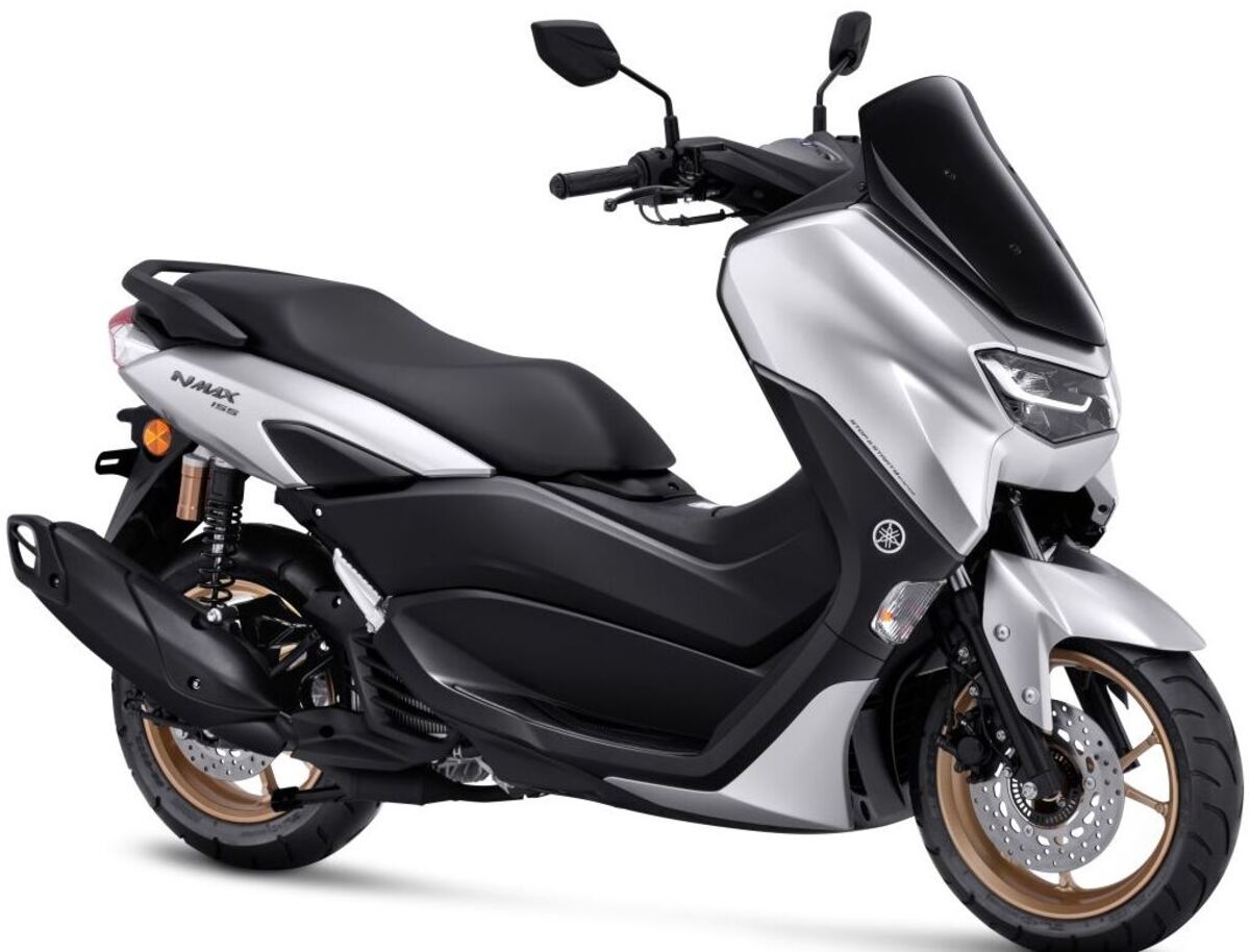 Duel Yamaha NMAX 155 vs Honda PCX 160, Mana yang Lebih Nyaman untuk Sehari-hari?