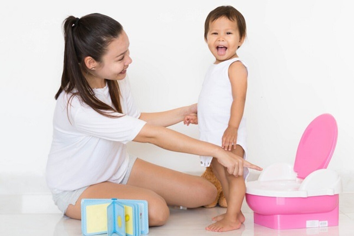 Inilah Cara yang Efektif Bagi Orang Tua untuk Mengajarkan Toilet Training Kepada Anak