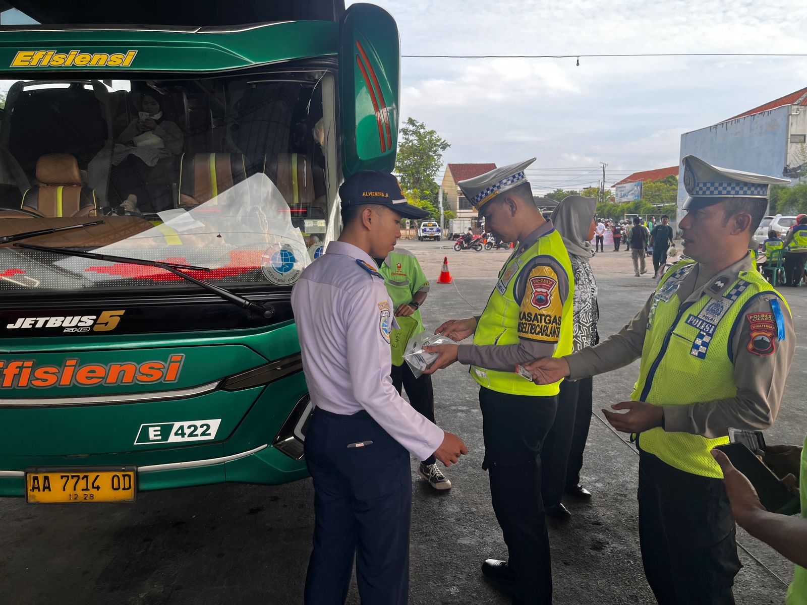 14 Hari Operasi Keselamatan Candi, Satlantas Polresta Cilacap Terbitkan 1.400 Surat Tilang Elektronik