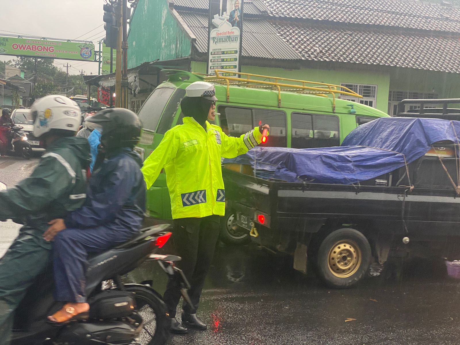 Puncak Arus Balik Bikin Macet, Satlantas Pantau Ketat Tujuh Simpang di Purbalingga