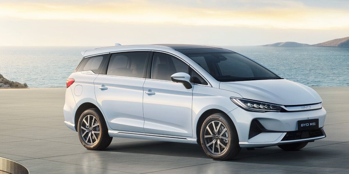 BYD M6, EV MPV 7-Seater Hemat & Canggih, Ini Plus-Minusnya