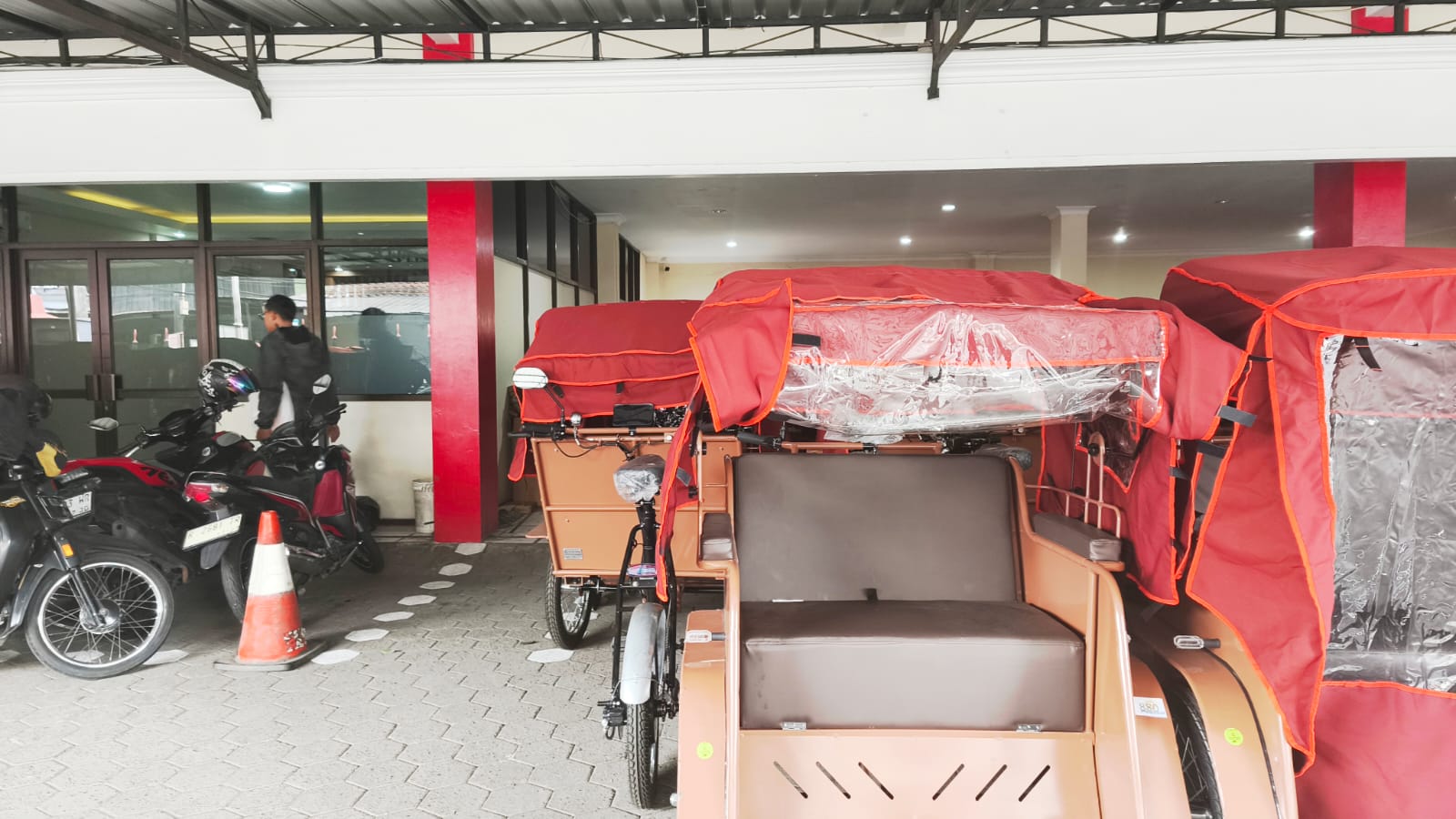 Pengiriman Becak Listrik Tuntas Pekan Ini