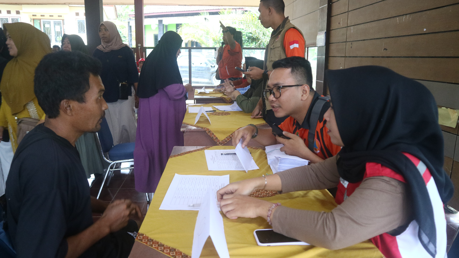 214 KK Penyintas Longsor Situkung Terima BLT Tahap Kelima