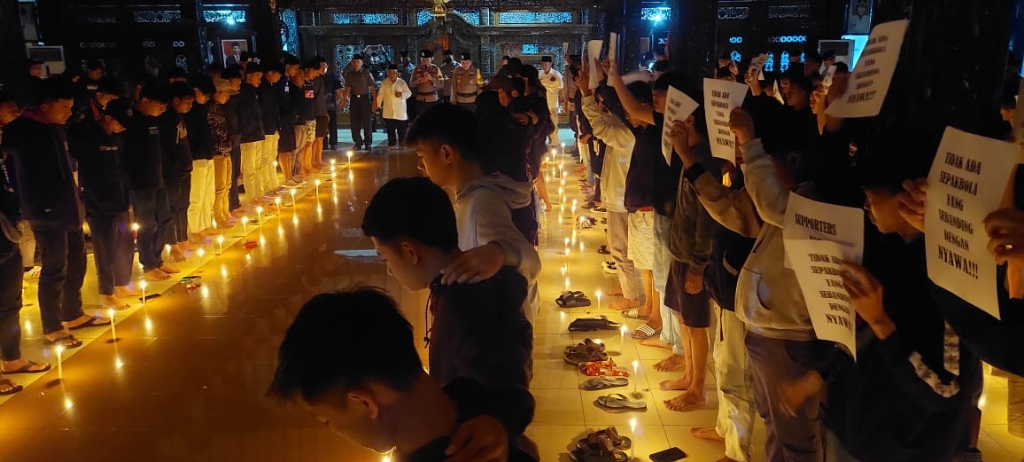 Pecinta Sepakbola di Purbalingga Gelar Doa Bersama untuk Tragedi Kanjuruhan