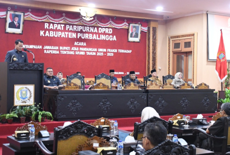 Tanggapi Fraksi Terkait Program Alus Dalane, Mas Bupati Beberkan Tahapan Perencanaan Infrastruktur 5 Tahun