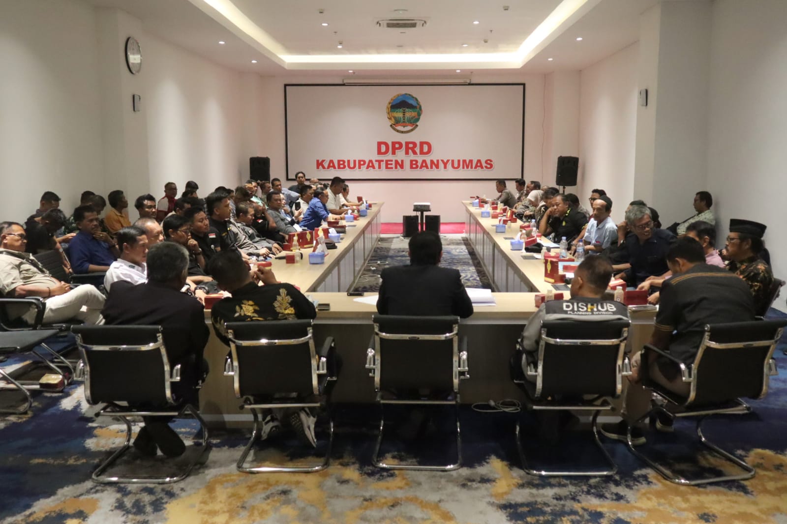 Ojol dan Opang Curhat Ke DPRD, Bahas Titik Penjemputan Penumpang Stasiun 