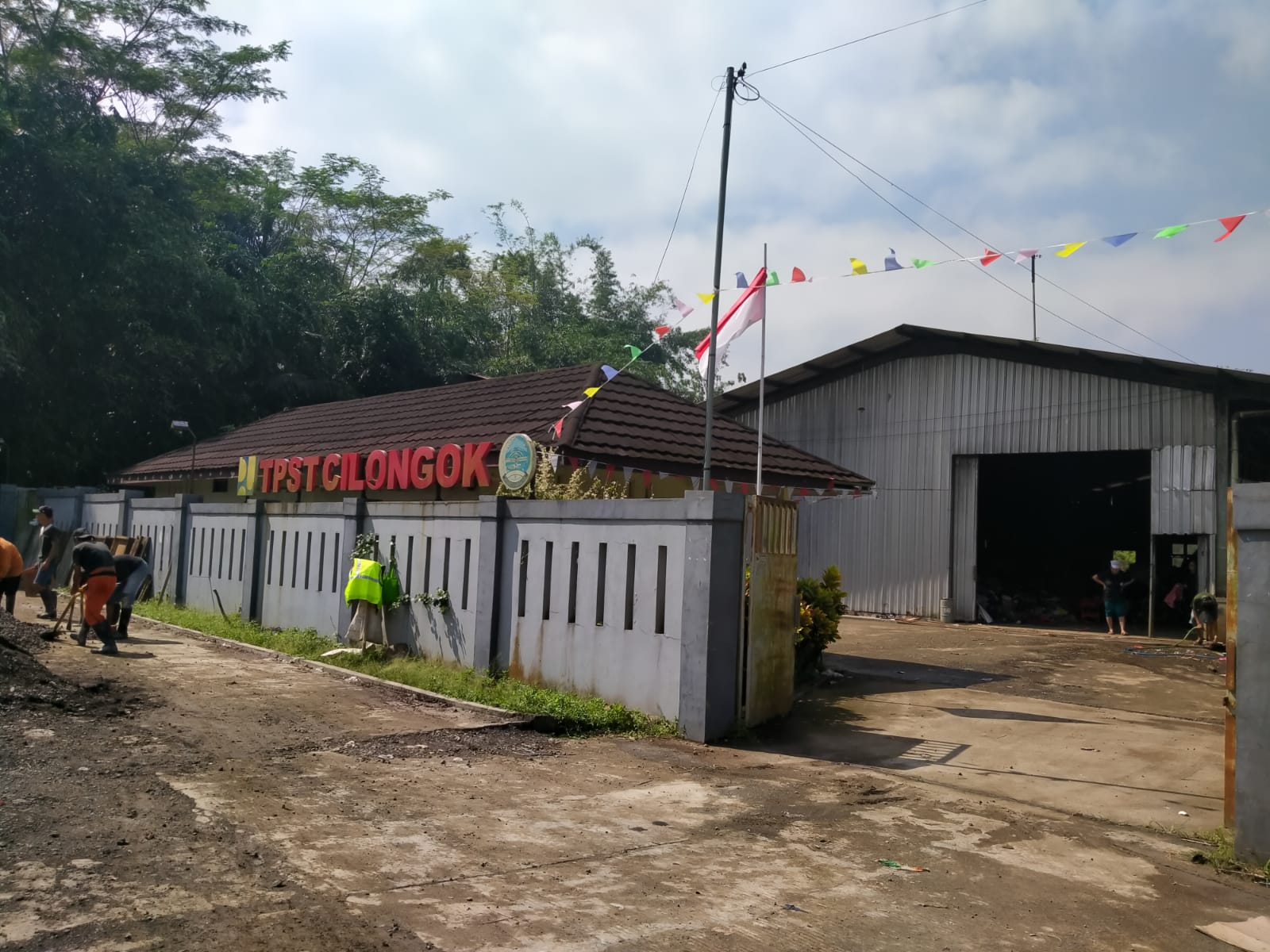 Hanggar Sampah Cilongok Kurang Tenaga