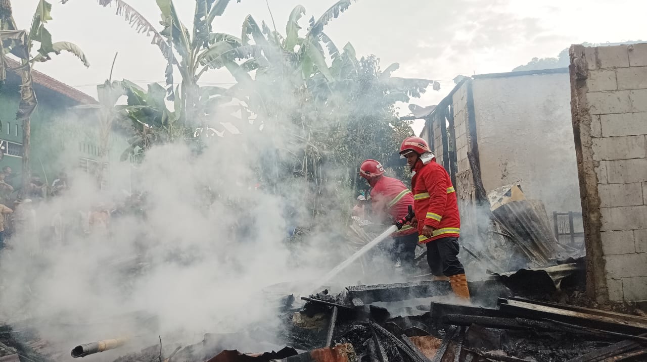 Lupa Matikan Tungku, Rumah Khadinah Ludes Terbakar, Ini Kronologisnya