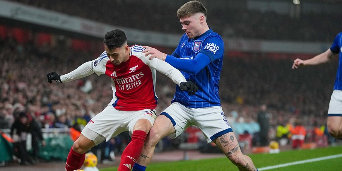 Arsenal Tumbangkan Ipswich 4-0: Trossard Sumbang Dua Gol, Nwaneri Tambah Keunggulan