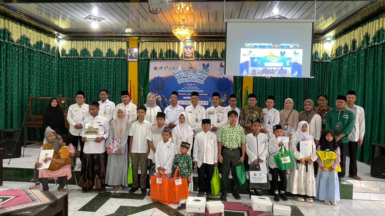 199 Anak Yatim dan Dhuafa Kebumen Dapat Santunan