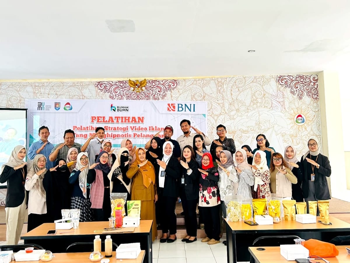 UMKM Cilacap Dibekali Strategi Membuat Video Iklan