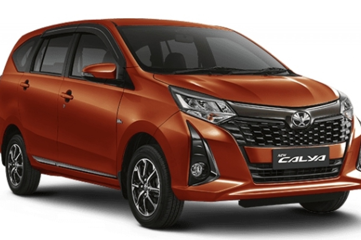 Mau Beli Toyota Calya? Cek Dulu Simulasi Cicilan Ringannya di Adira Finance!