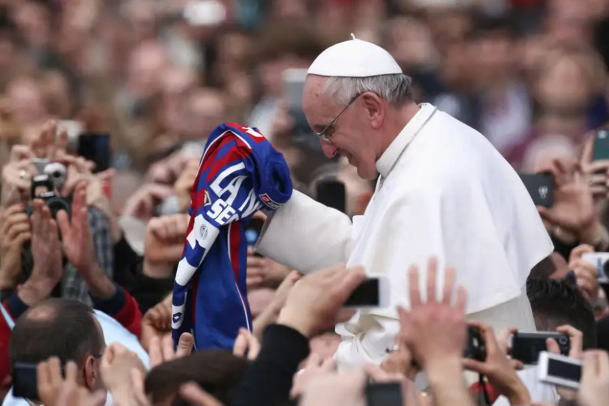Mengenang Paus Fransiskus dan Klub Sepakbola Favoritnya
