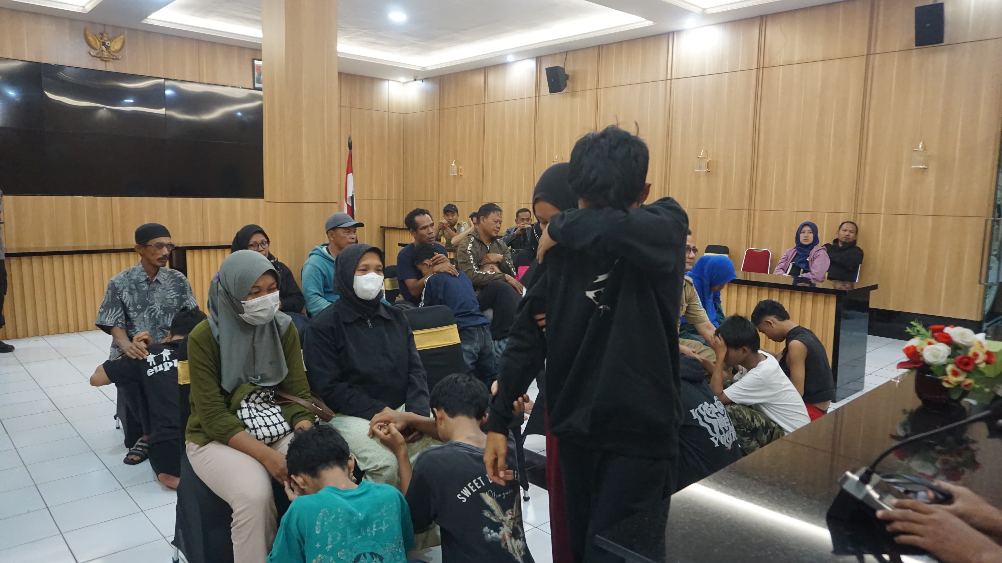 Nyaris Tawuran di Kejobong, 12 Remaja Diringkus Warga dan Polisi