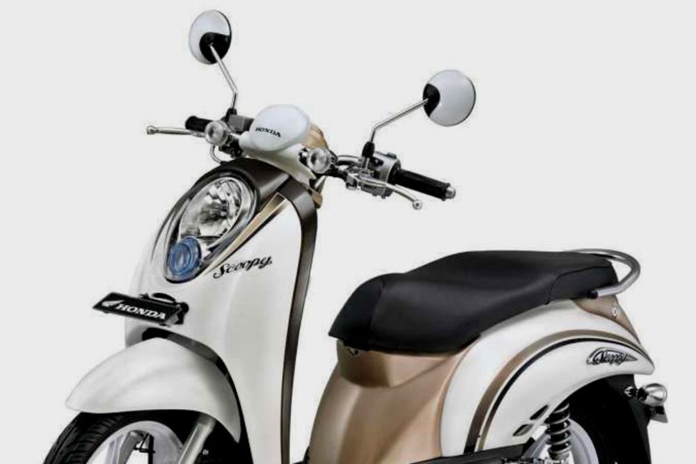 Kelebihan dan Kekurangan Motor Matic Honda Scoopy Generasi Pertama