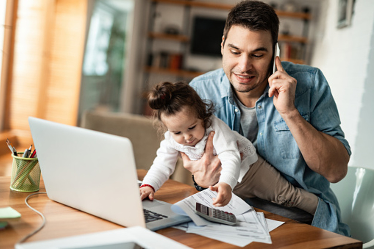 5 Tips Parenting Untuk Orang Tua yang Sibuk Bekerja