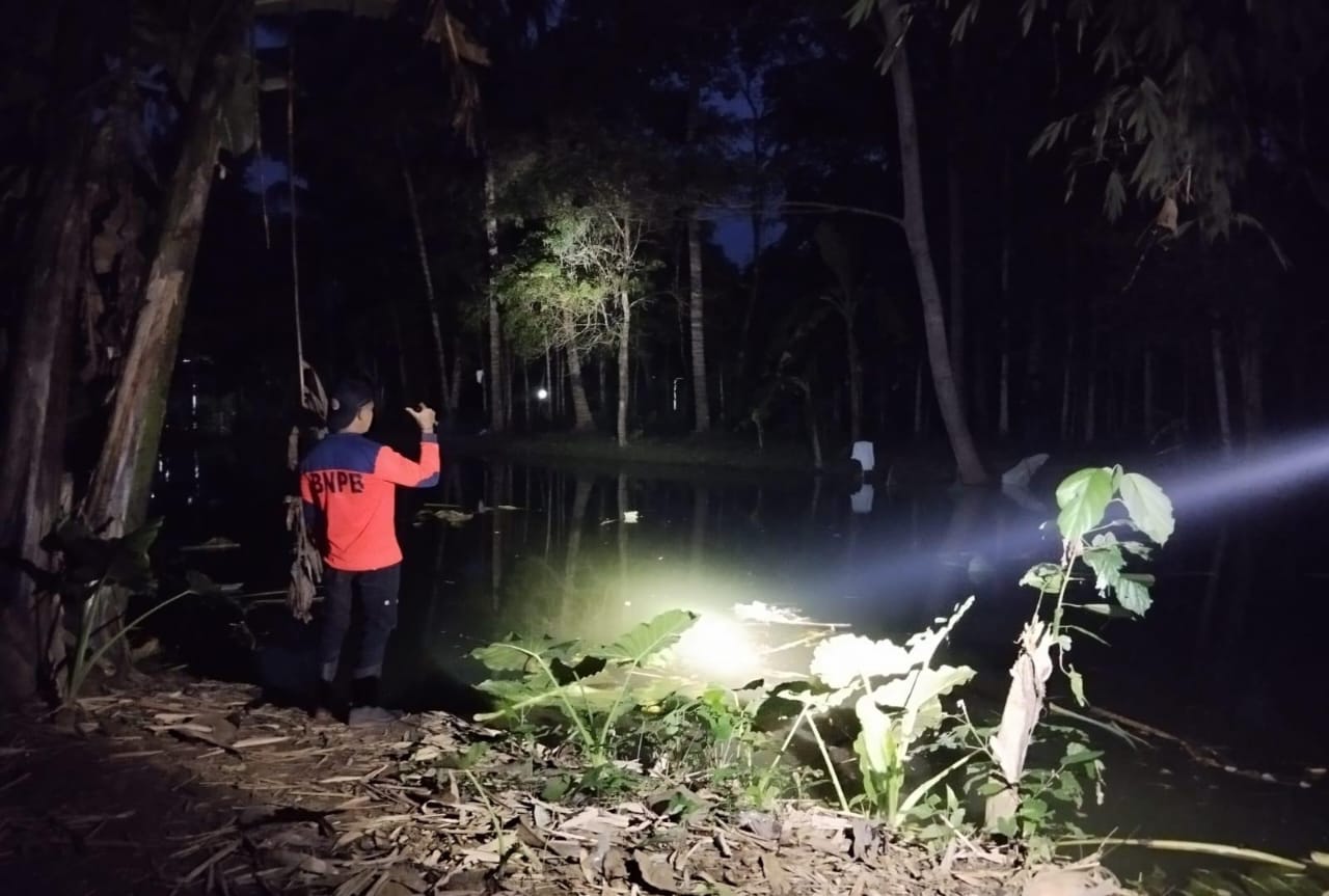 Dilaporkan Hilang Ketika Bermain di Saluran Irigasi, Dua Anak Ditemukan Meninggak Dunia