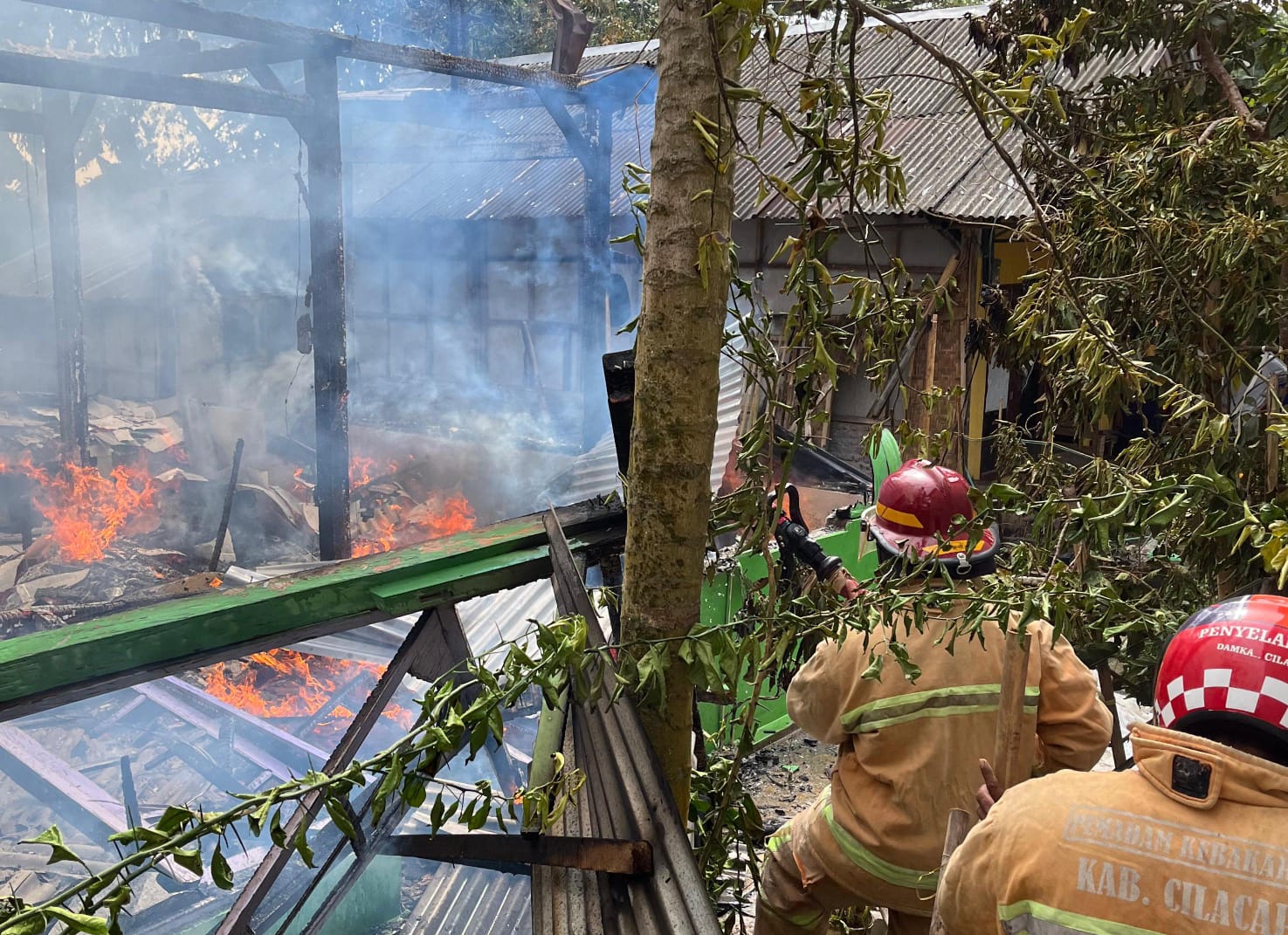 Tak Tuntas Matikan Tungku, Rumah Milik Warga Pucung Kidul, Kroya Terbakar Habis