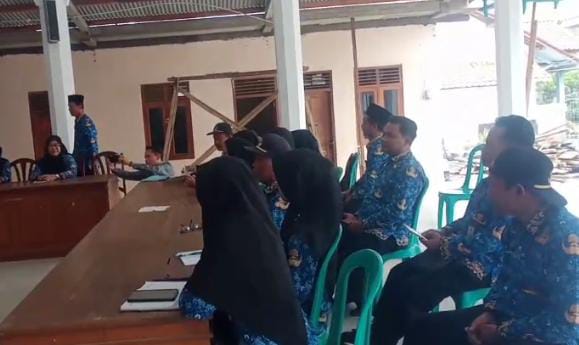 Sekdes Kalisabuk Diberhentikan, Toifatun : Siap Tempuh Banding di PTUN