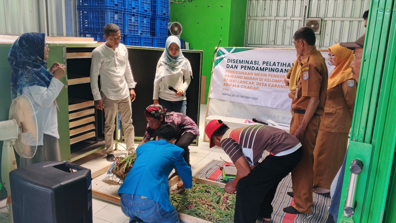 PNC Gelar Diseminasi Teknologi Mesin Pengering Bawang Merah Untuk Petani Desa Karanganyar
