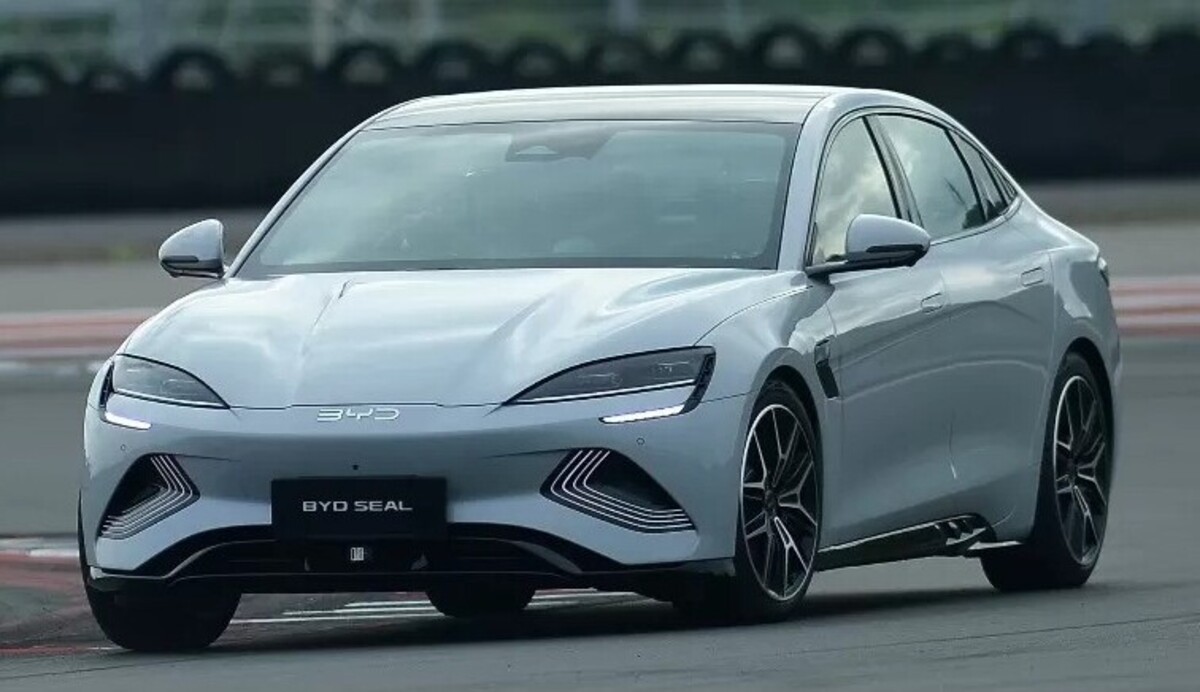 Dapatkan Mobil Listrik BYD Seal dengan Mudah dan Cepat via BRI Finance, Cek Simulasi Kreditnya Disini!